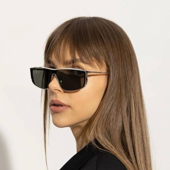 YSL Luna sunglasses  with Case - Picture 1 of 9